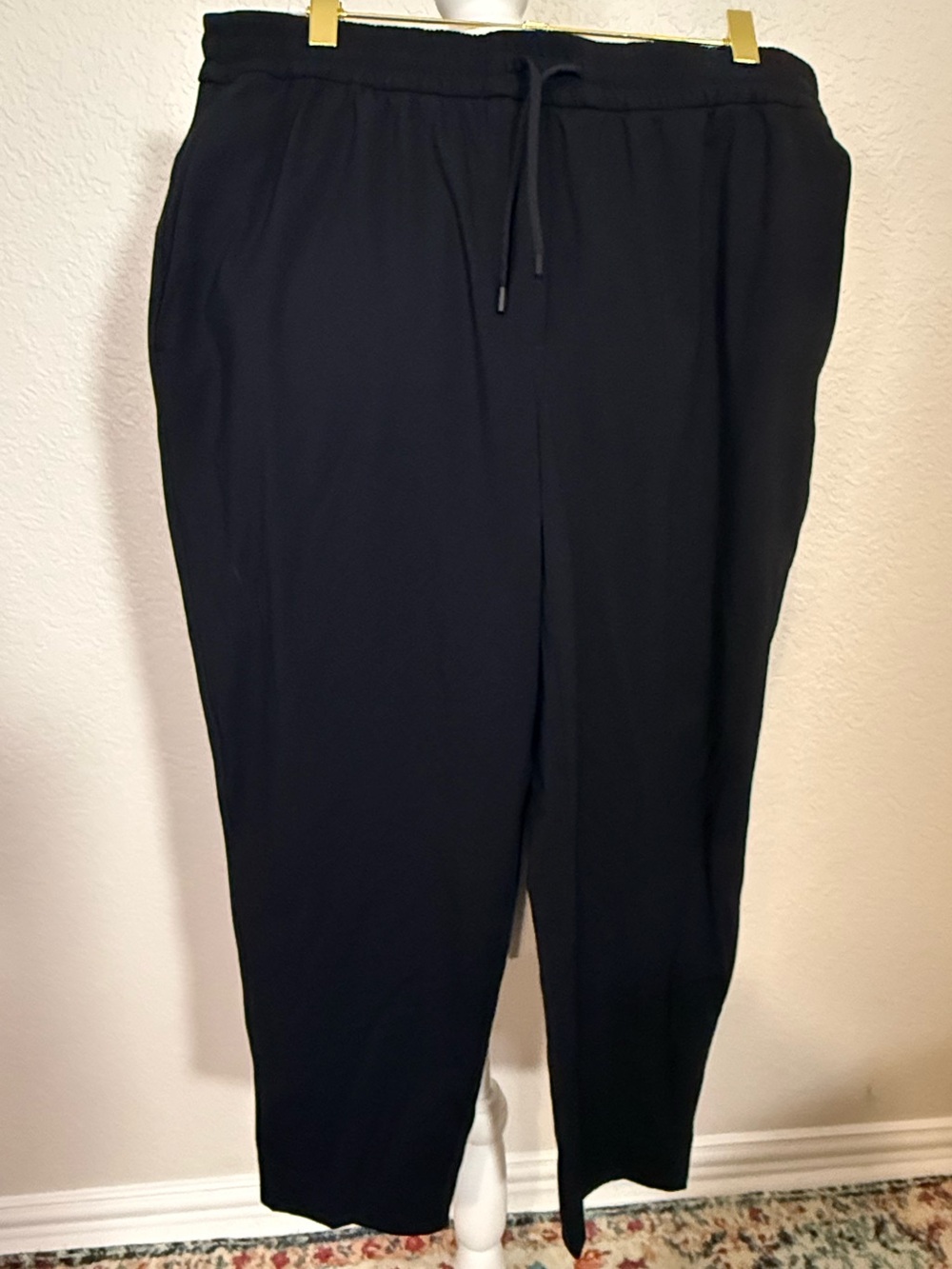 lululemon athletica Black Woman’sDrawstring Joggers